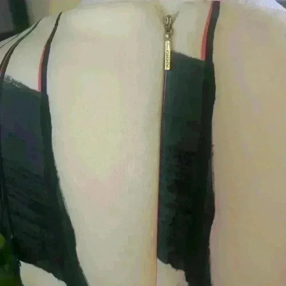 DKNY dress size 8 Fully lined excellent condition. No flaws or imperfections. - Picture 7 of 14